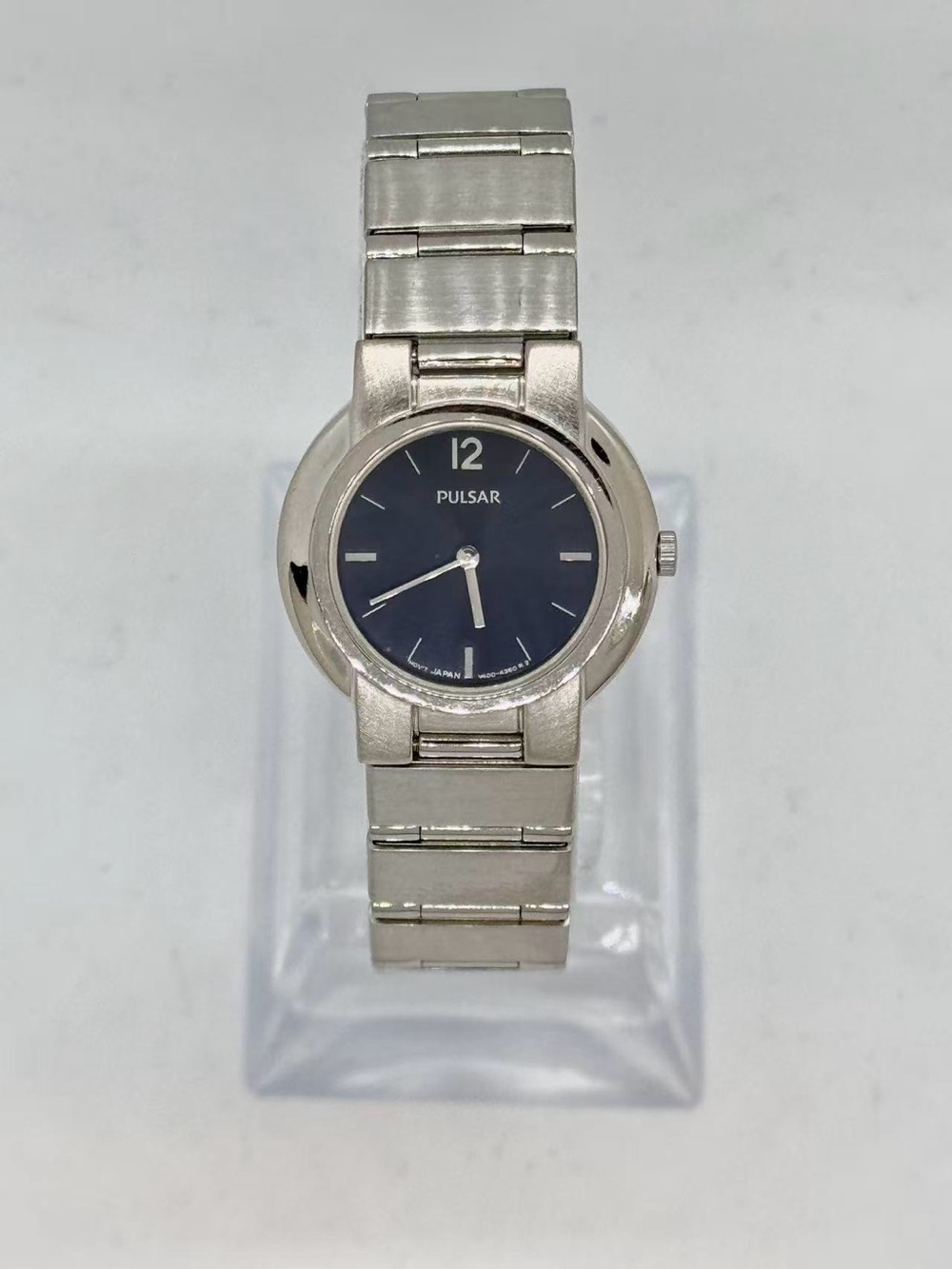 Vintage Pulsar Women’s Quartz Watch 23mm Blue Dial Silver Tone New Battery Runs